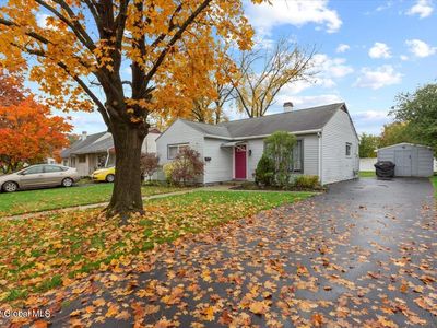 16 Jase Court, Albany, NY, 12208