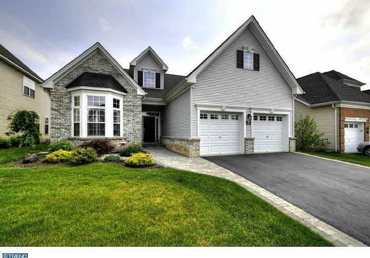 1st image of 52 Monte Carlo Dr