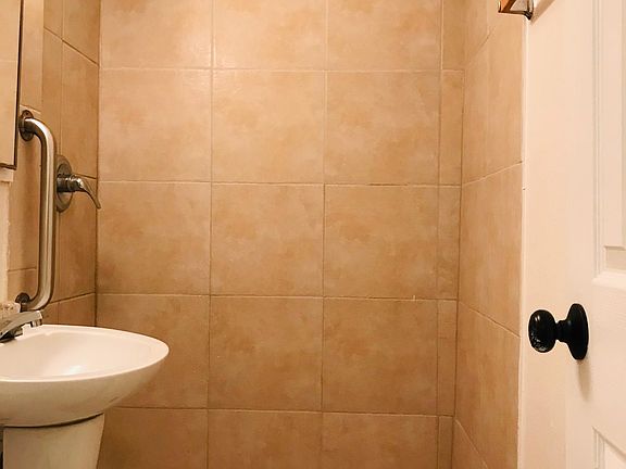 4th image of 4510 Arlen Ave APT 107A