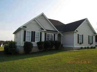 100 Dublin Dr, Calhoun, GA 30701