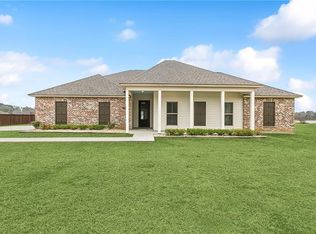 14218 Kaden Creek Dr, Walker, LA 70785