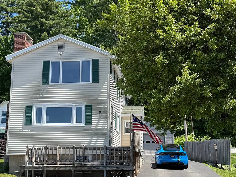 9 Kennard Rd — Photo 4