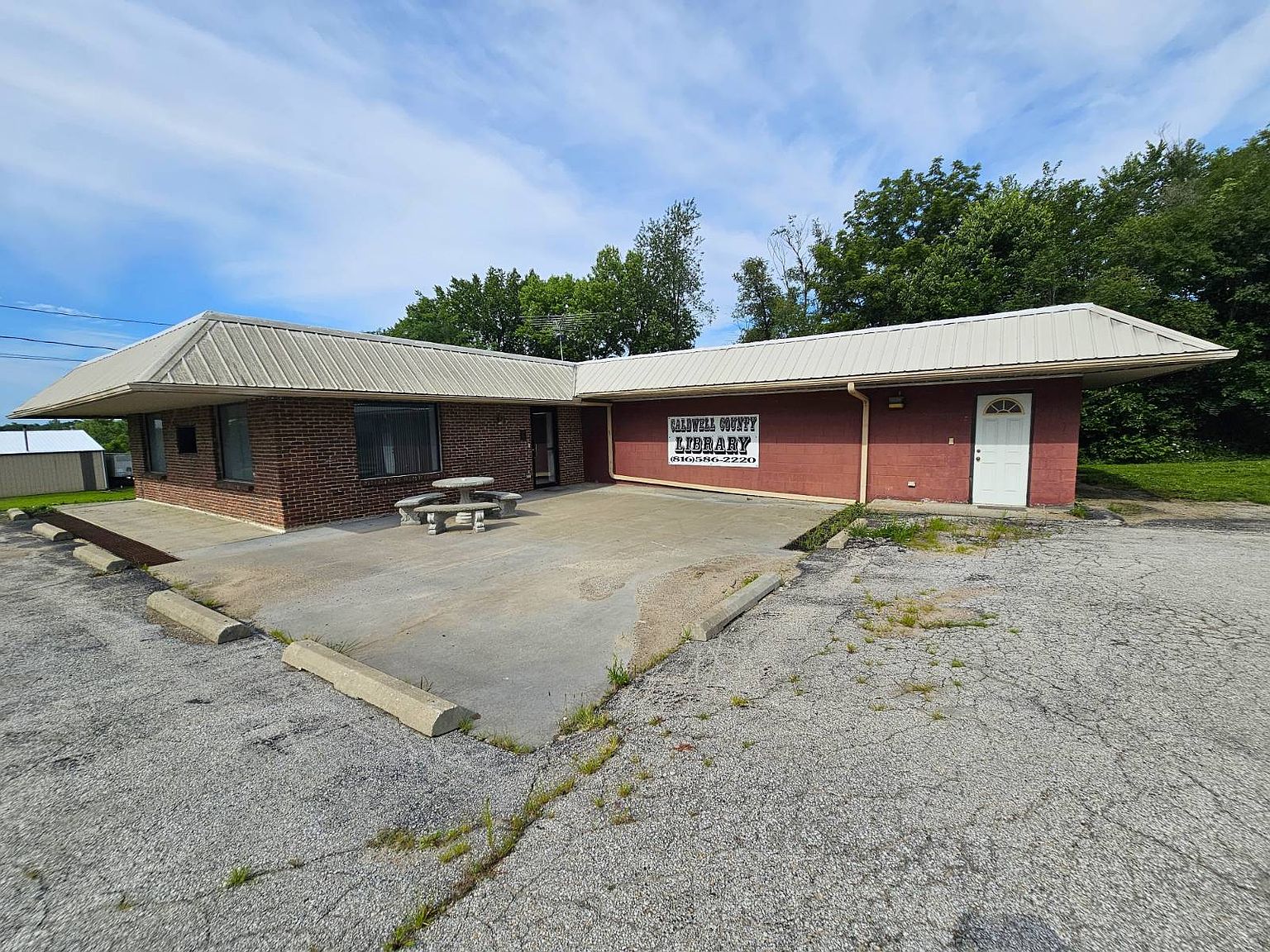 275 S Washington St, Kingston, MO 64650 | MLS #11320162 | Zillow