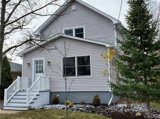 15 Bloomfield Ave, Depew, NY 14043