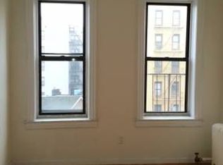 8802 129th St, Richmond Hill, NY 11418