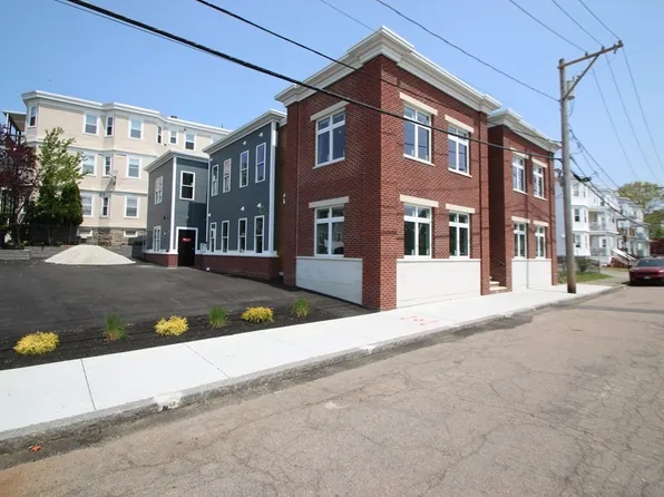 92-102 Sagamore St, Quincy, MA 02171