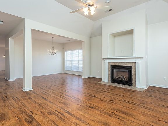 2nd image of 8503 Shady Elm Dr