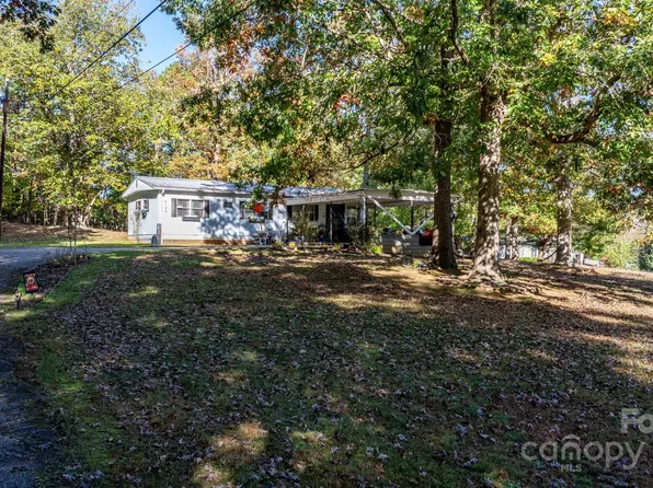3093 Family Dr, Connelly Springs, NC 28612