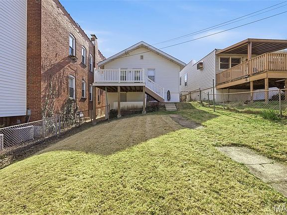 3rd image of 4609 Milentz Ave