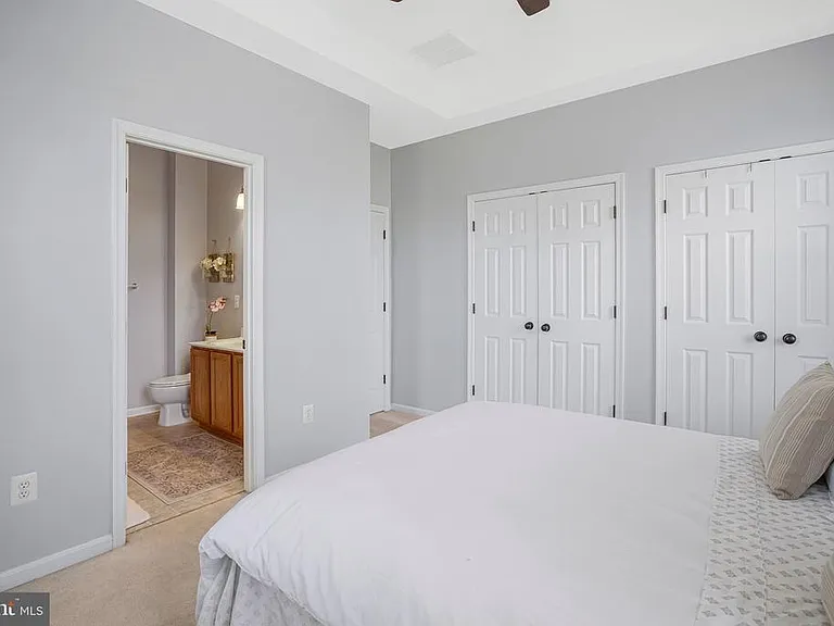 122 Lloyd St #211 — Photo 19