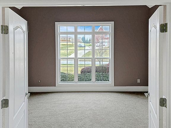 3rd image of 315 Thistlewood Run