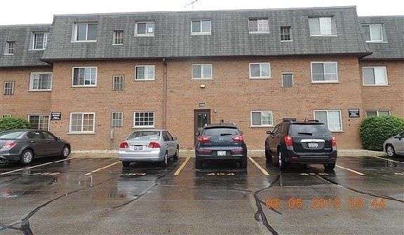 1st image of 9389 Bay Colony Dr