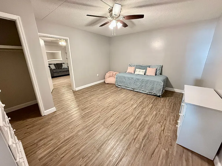 110 Broward St — Photo 53