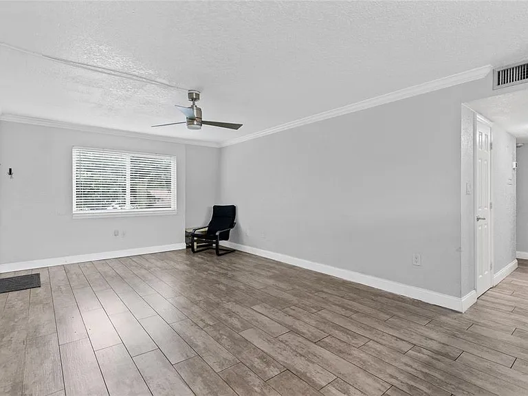 1938 Conway Rd #7 — Photo 6
