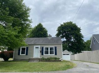 8 Miller Pl, Poughkeepsie, NY 12601