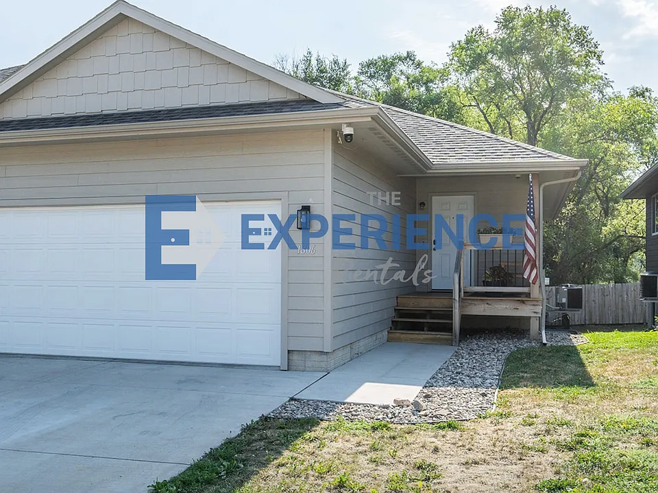 1806 N Oberg Cir