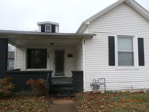 2nd image of 828 Moreland St