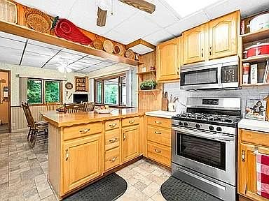 4th image of 3705 Piedmont Ave