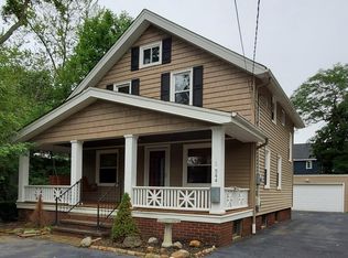 544 Dover Center Rd, Bay Village, OH 44140