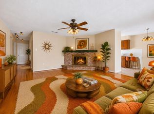168 Greenleaf Ln, Conroe, TX 77304