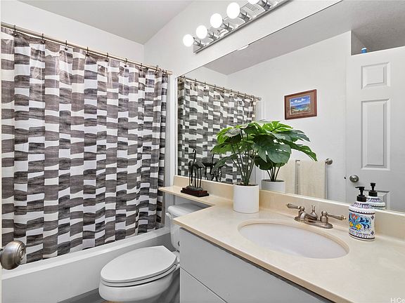 5th image of 504 Mananai Pl #14D