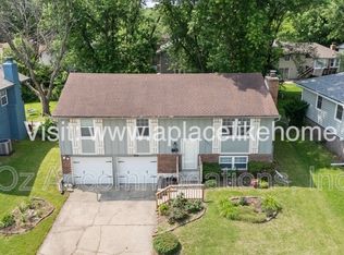 6803 E 140th Ter, Grandview, MO 64030