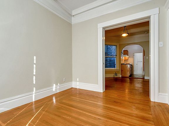 3rd image of 1520 California St #2