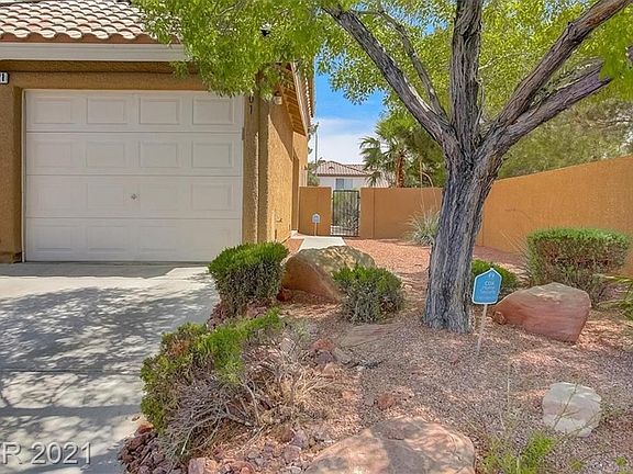 2nd image of 8021 Cetus Cir Unit 101