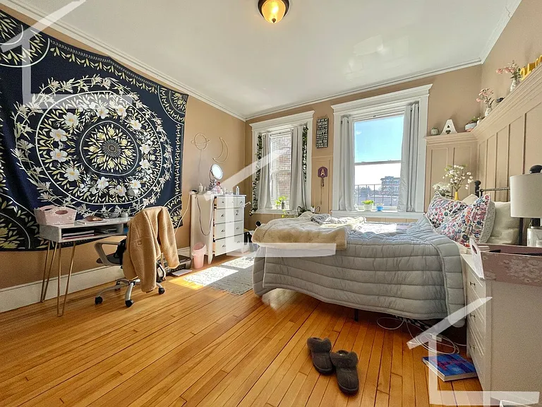 36 Glenville Ave #2 — Photo 13