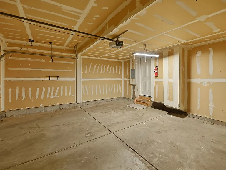 1097 W 112th Ave #B — Photo 26