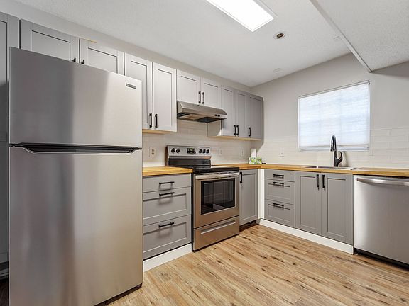 5th image of 9909 Regency Square Blvd #9909