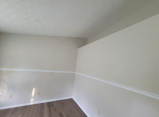 5643 Wells Cir, Stone Mountain, GA 30087