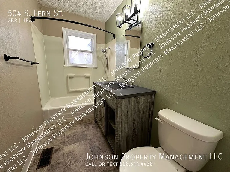 504 S Fern St — Photo 10
