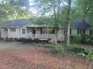 6650 Green Acres Dr, Douglasville, GA 30135