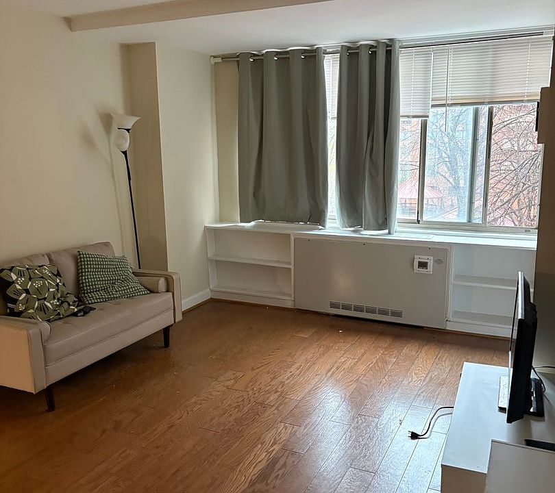 1st image of 1111 Arlington Blvd APT 434