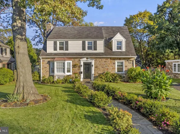 8345 Roberts Rd, Elkins Park, PA 19027