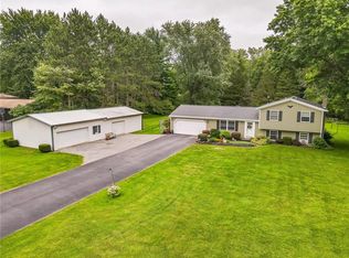 630 Drake Rd, Hamlin, NY 14464
