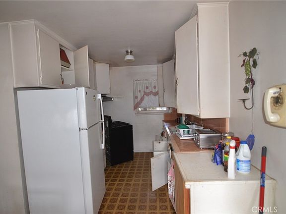 2nd image of 601 S Clymar Ave