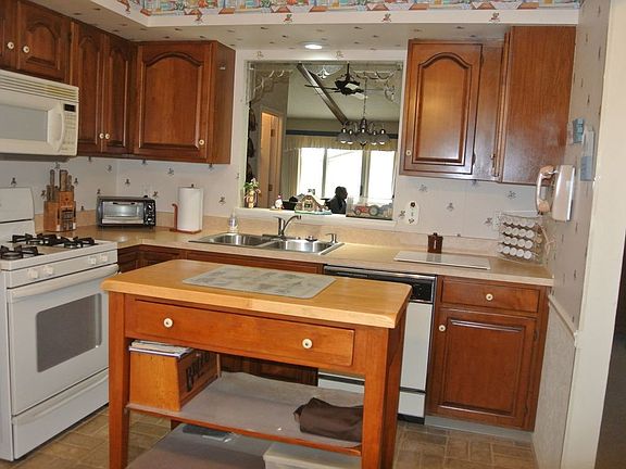 5th image of 1922 Hampstead Ct