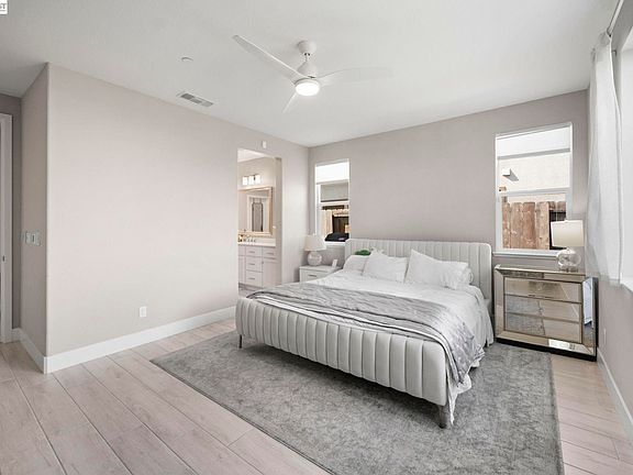 4th image of 1605 Radiance Ln