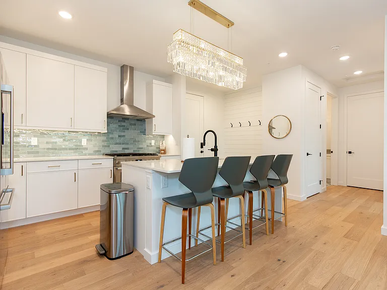 4204 Ravalli St #205 — Photo 6