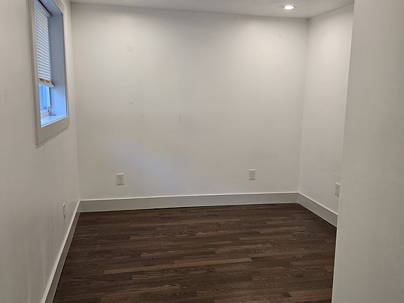 2nd image of 3936 Mercier St APT 2