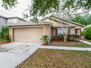 2353 Martins Run, Tavares, FL 32778