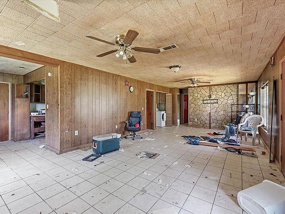 4th image of 10572 Opal St