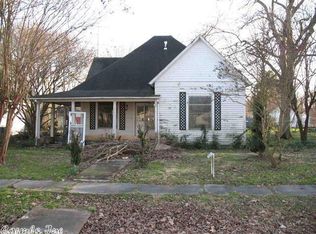 707 Erwin St, Des Arc, AR 72040