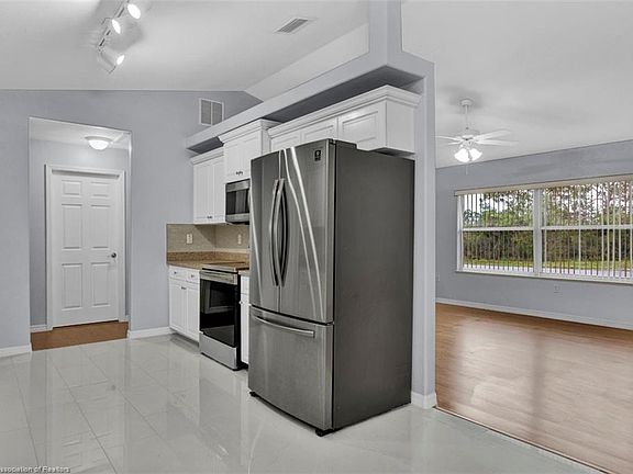 3rd image of 315 Kingfisher Ave NW