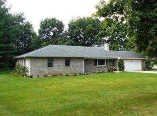 2025 Green Meadow Dr, Delavan, WI 53115