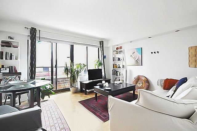 1st image of 300 E 95th St APT 9B