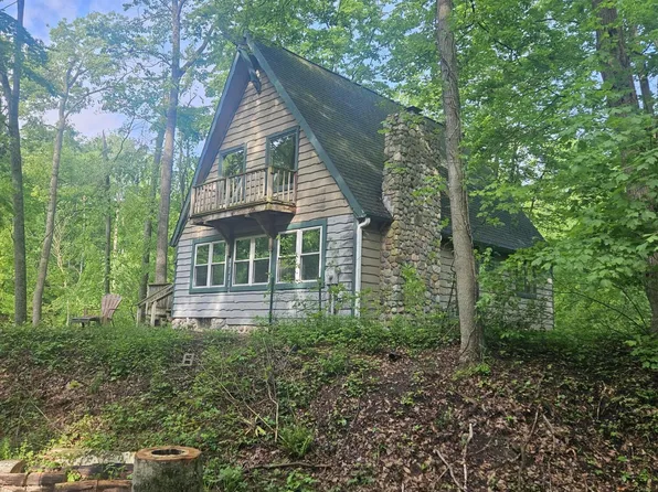 6487 Grand River Ave, Saranac, MI 48881