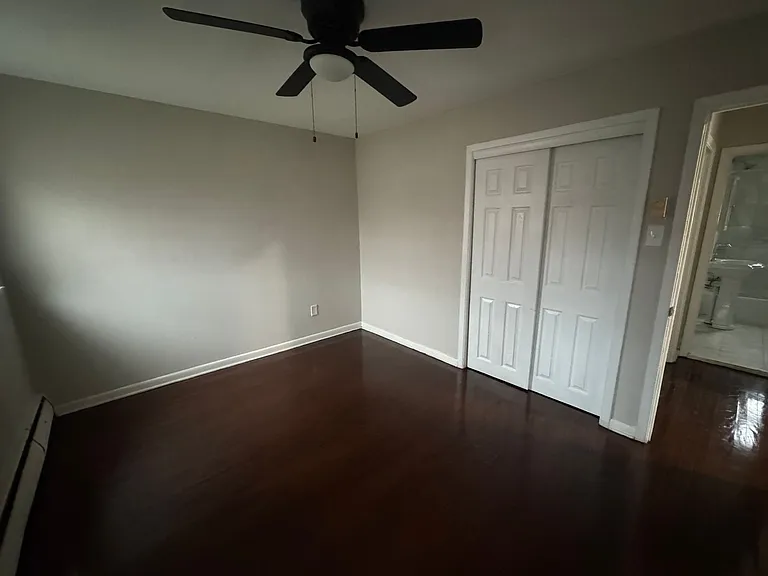 210 Trinity Ave — Photo 8